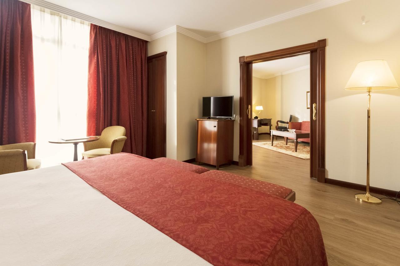 Gran Hotel De Ferrol Eksteriør bilde
